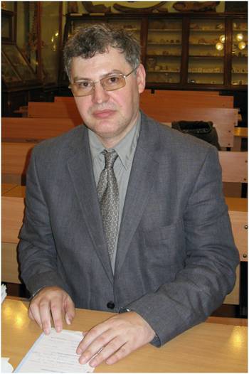 Alexander Averianov